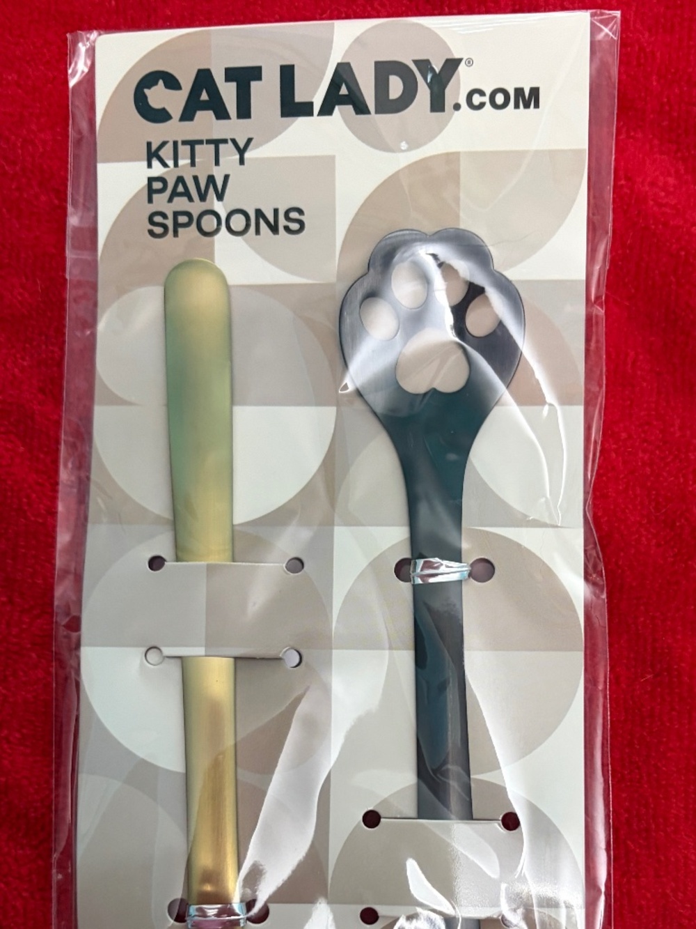 Cat paw spoons.